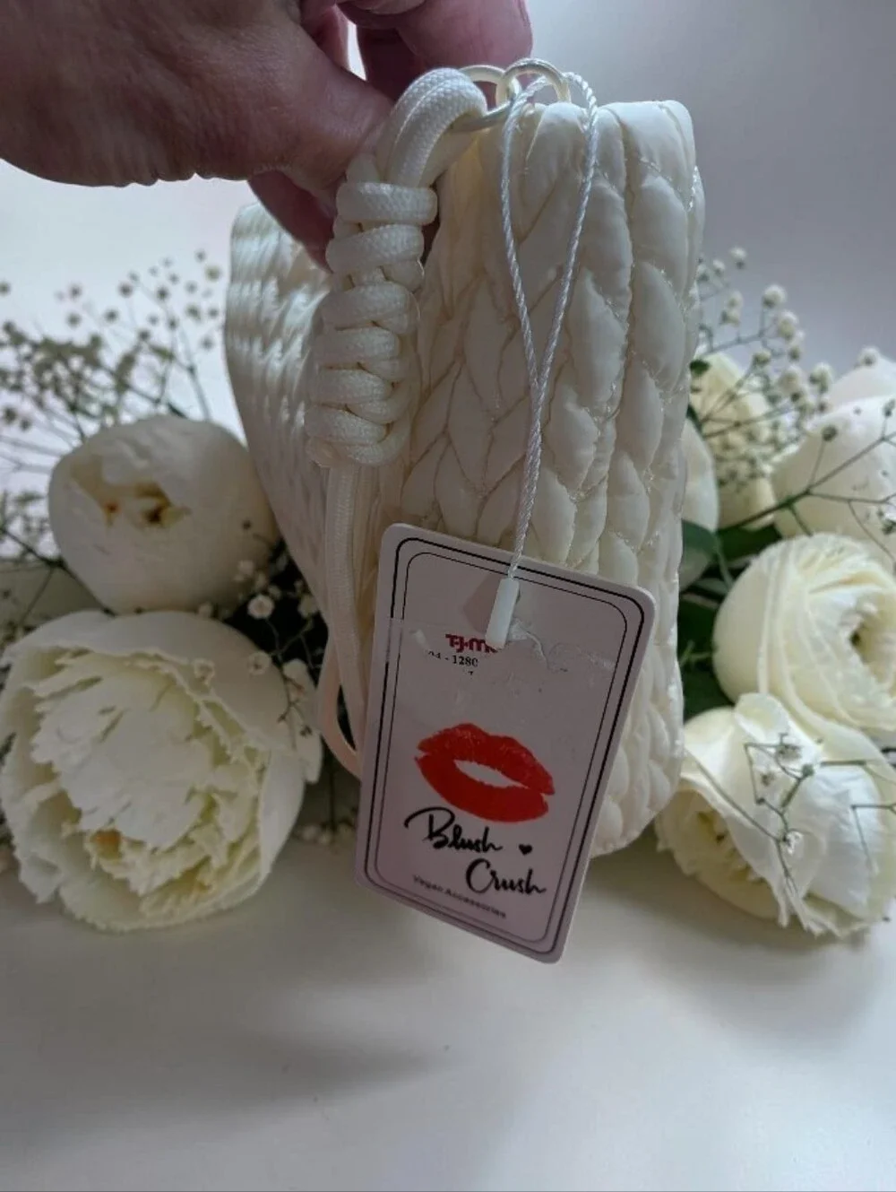 NWT Quilted Cream Blush Crush Wristlet Pouch